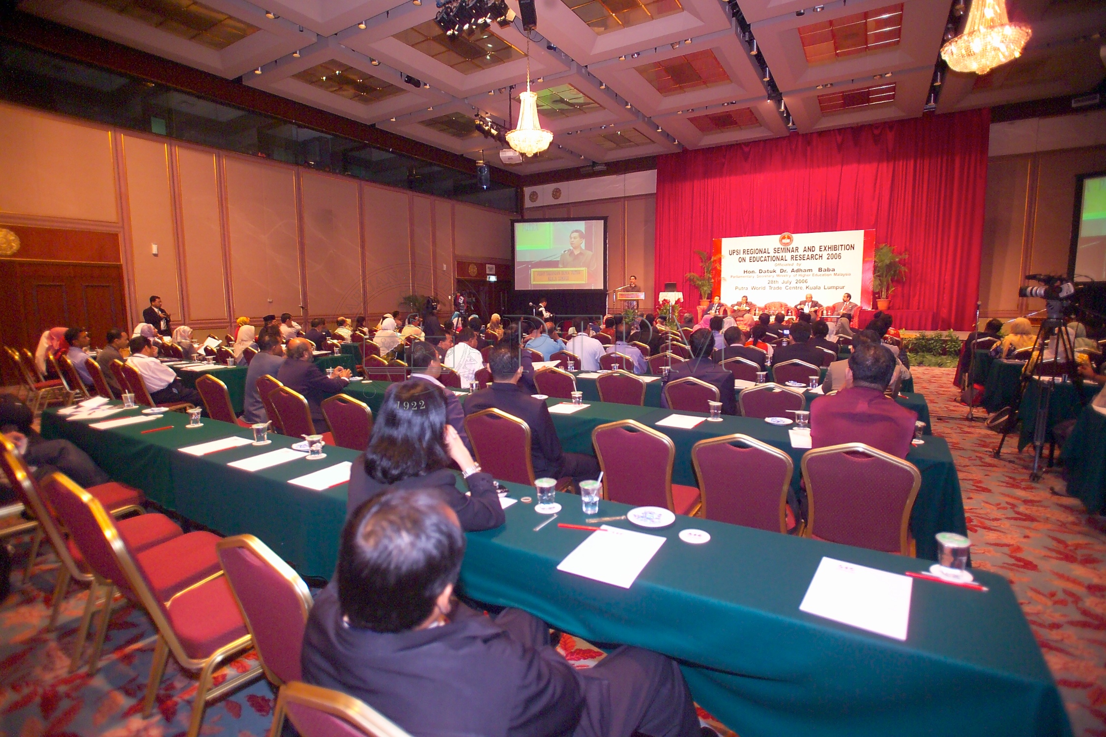 PTPM 06 23 eduresearch D9X40534